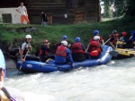 SWISS RAFTING 2009 - to nejlep z raftingu ve vcarsku, Poas, voda a parta super. - fotografie 103