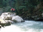 SWISS RAFTING 2009 - to nejlep z raftingu ve vcarsku, Poas, voda a parta super. - fotografie 146