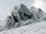 SILVRETTA - OPRAVDOV SKIALPINISTICK RJ - 2011, tyi dny ve sluncem zalitch horch. Pochvala vem astnkm za pohodu a super vkony. Odpoledn siesta byla vdy odmnou za rann vstvn... - fotografie 83