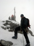 SILVRETTA - OPRAVDOV SKIALPINISTICK RJ - 2011, tyi dny ve sluncem zalitch horch. Pochvala vem astnkm za pohodu a super vkony. Odpoledn siesta byla vdy odmnou za rann vstvn... - fotografie 95