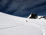 SILVRETTA - OPRAVDOV SKIALPINISTICK RJ - 2011, tyi dny ve sluncem zalitch horch. Pochvala vem astnkm za pohodu a super vkony. Odpoledn siesta byla vdy odmnou za rann vstvn... - fotografie 128