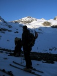 SILVRETTA - OPRAVDOV SKIALPINISTICK RJ - 2011, tyi dny ve sluncem zalitch horch. Pochvala vem astnkm za pohodu a super vkony. Odpoledn siesta byla vdy odmnou za rann vstvn... - fotografie 145