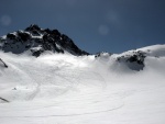 SILVRETTA - OPRAVDOV SKIALPINISTICK RJ - 2011, tyi dny ve sluncem zalitch horch. Pochvala vem astnkm za pohodu a super vkony. Odpoledn siesta byla vdy odmnou za rann vstvn... - fotografie 226