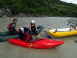 RAFTING EXPEDICE DO ALBNIE 2011, Dalek a exotick zem ns opt pijala vldn s pekrsnou prodou a dobrm poasm. Vodckch zitk bylo hojn, stejn jako gurmnskch a cestovatelskch. Pjemnou partu jet vylepila Danina k - fotografie 189