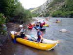 RAFTING EXPEDICE DO ALBNIE 2011, Dalek a exotick zem ns opt pijala vldn s pekrsnou prodou a dobrm poasm. Vodckch zitk bylo hojn, stejn jako gurmnskch a cestovatelskch. Pjemnou partu jet vylepila Danina k - fotografie 419