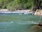 RAFTING EXPEDICE DO ALBNIE 2011, Dalek a exotick zem ns opt pijala vldn s pekrsnou prodou a dobrm poasm. Vodckch zitk bylo hojn, stejn jako gurmnskch a cestovatelskch. Pjemnou partu jet vylepila Danina k - fotografie 475