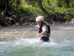 RAFTING EXPEDICE DO ALBNIE 2011, Dalek a exotick zem ns opt pijala vldn s pekrsnou prodou a dobrm poasm. Vodckch zitk bylo hojn, stejn jako gurmnskch a cestovatelskch. Pjemnou partu jet vylepila Danina k - fotografie 476