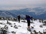 TO NEJLEP Z NZKCH TATER NA SKIALPECH, Non vlap v patek na chatu pod hvzdnou oblohou, vtrn orgie na umbieru a Chopku, fantastick vhledy a nedln pardn lyovaka se skvlou partikou. - fotografie 38